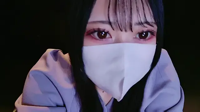 CurvyyAnna – webcam model profile photo Image 3