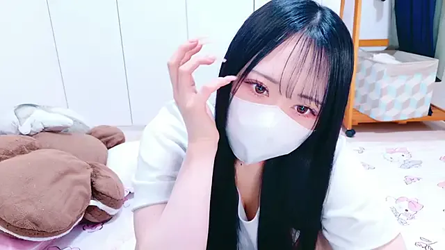 CurvyyAnna – webcam model profile photo Image 4