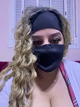 Sexy-Milla – webcam model profile photo Image 3