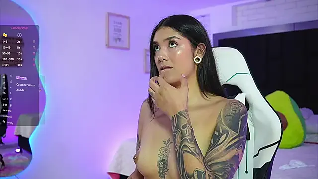 MilaMaaay – webcam model profile photo Image 17