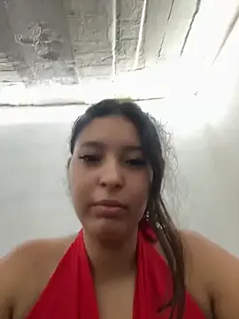 EmiliaCatalina – webcam model profile photo Image 14