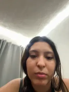 EmiliaCatalina – webcam model profile photo Image 18