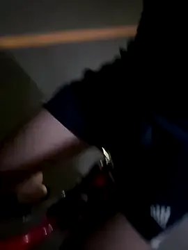 fox-yiyi – webcam model profile photo Image 5