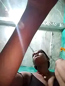 ava_delightt – webcam model profile photo Image 3