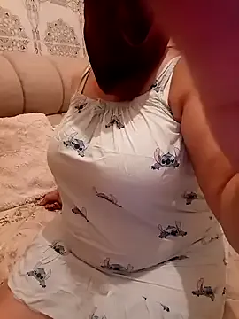 priya_sharma02 – webcam model profile photo Image 7