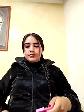 mc-Olivia – webcam model profile photo Image 10