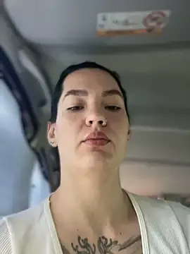 nooniemoon – webcam model profile photo Image 8