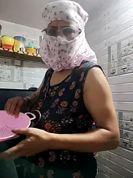 Alice222black – webcam model profile photo Image 16