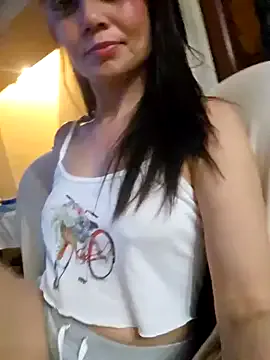 Nicky_200481 – webcam model profile photo Image 3