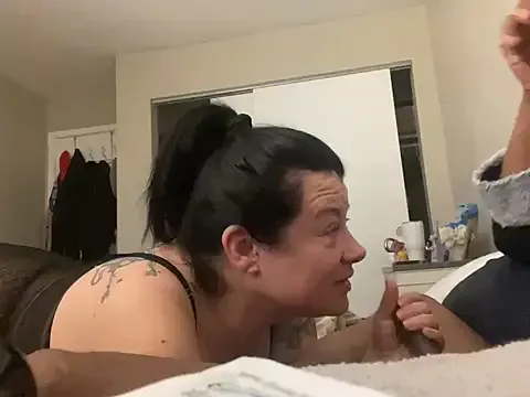 emiilycampbell – webcam model profile photo Image 2