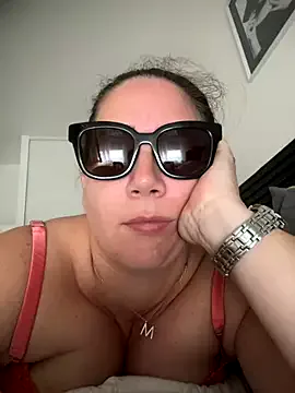 jacques_season – webcam model profile photo Image 13