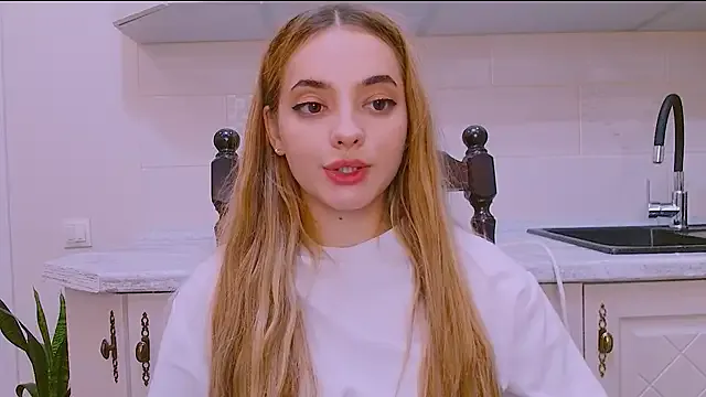 VallieBrandwein – webcam model profile photo Image 15