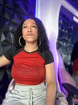 Sexy-Milla – webcam model profile photo Image 6