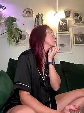 JuicyFruits93 – webcam model profile photo Image 8