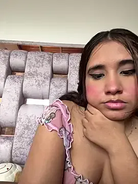 AryaSummersReal – webcam model profile photo Image 14