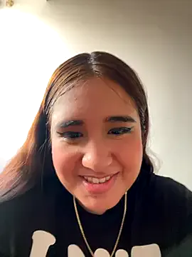 AryaSummersReal – webcam model profile photo Image 5