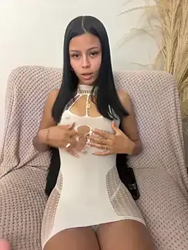 priya_sharma02 – webcam model profile photo Image 8