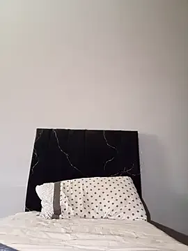 Cataleya80 – webcam model profile photo Image 13