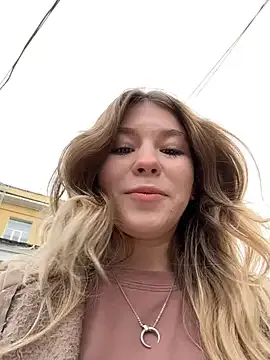 Mimiumuy – webcam model profile photo Image 7