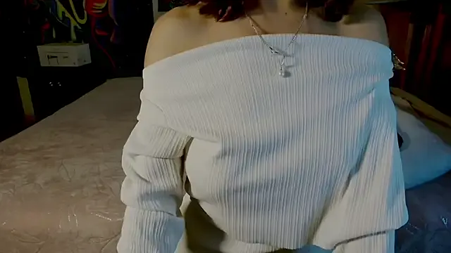 zasmin3 – webcam model profile photo Image 3