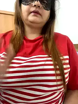 queen_kitty1818 – webcam model profile photo Image 13