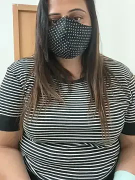 queen_kitty1818 – webcam model profile photo Image 2