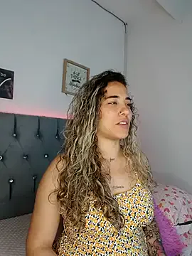 Trusted-Couple – webcam model profile photo Image 12