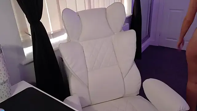 lillith_xoxo – webcam model profile photo Image 11