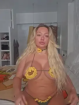 Cumonmme – webcam model profile photo Image 3