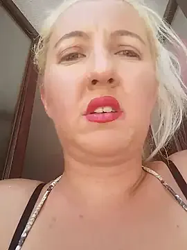 MrAndMrsSavage – webcam model profile photo Image 11
