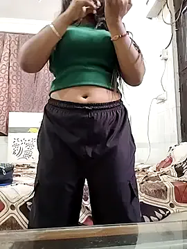HoneyedPortal – webcam model profile photo Image 5