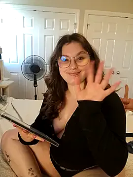 ginacali – webcam model profile photo Image 8