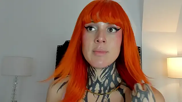 HoneyRay – webcam model profile photo Image 6