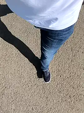 shaarebaare – webcam model profile photo Image 2