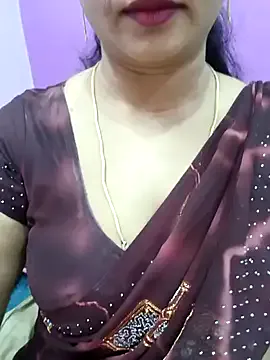 Nanditha26 Image 7
