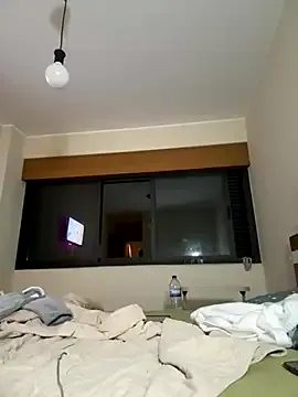 priya_sharma02 – webcam model profile photo Image 3