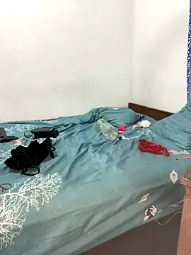 V-Hot-Sweti – webcam model profile photo Image 3