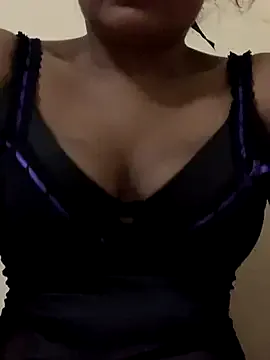 Cutie_Shruti – webcam model profile photo Image 4