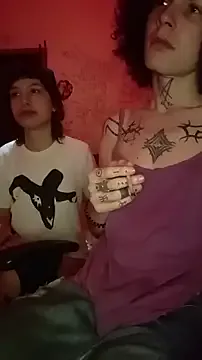 maki-ayy – webcam model profile photo Image 14