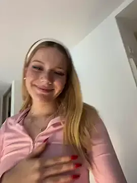NicoleCut Image 15