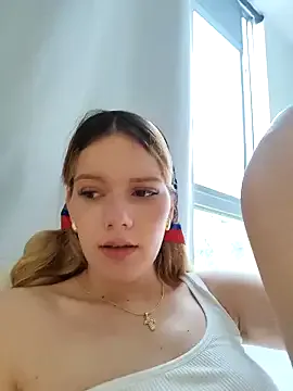 NicoleCut Image 4