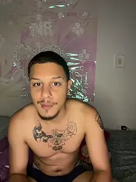 AthenaStar – webcam model profile photo Image 8
