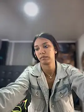 BunnyDiamond1 – webcam model profile photo Image 18