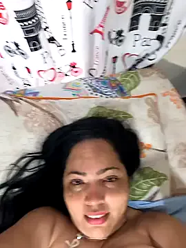 roouse – webcam model profile photo Image 13