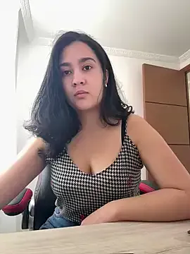 Nina_lovi Image 10