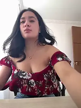 Nina_lovi Image 14