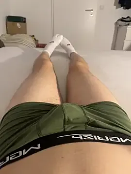 young_liza – webcam model profile photo Image 5