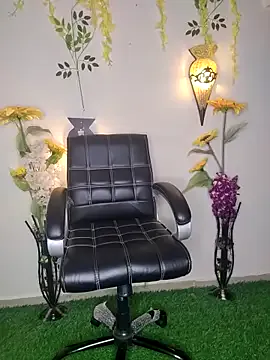 oypo – webcam model profile photo Image 5