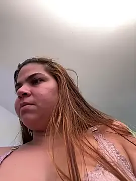 Alyshanon18 – webcam model profile photo Image 17