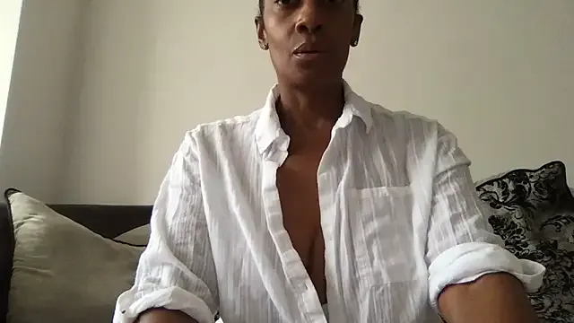 brutal_nympho99 – webcam model profile photo Image 7